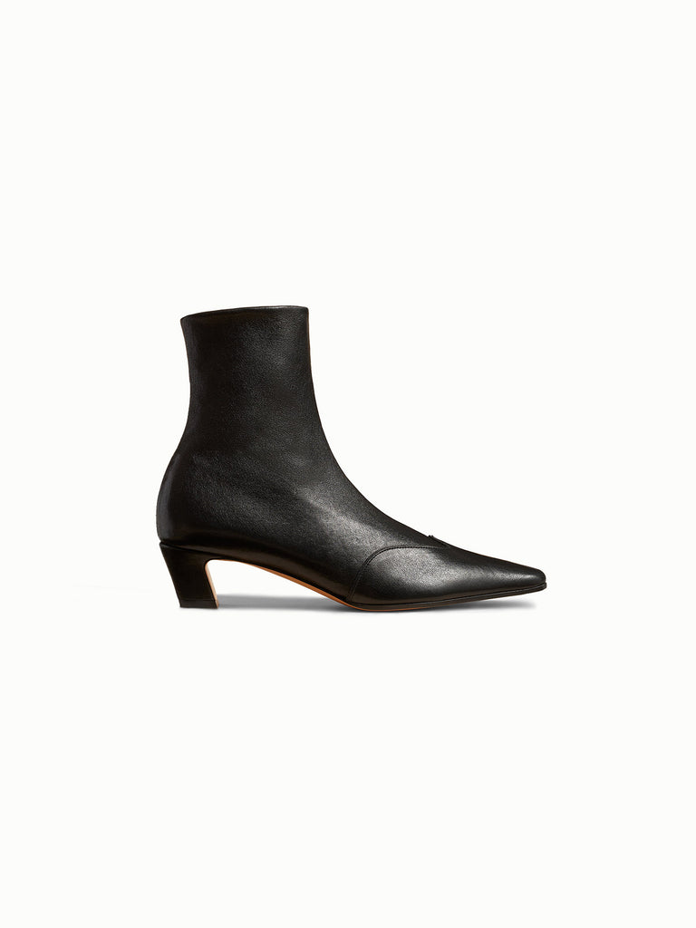 Khaite Nevada Ankle Boot 40 in black