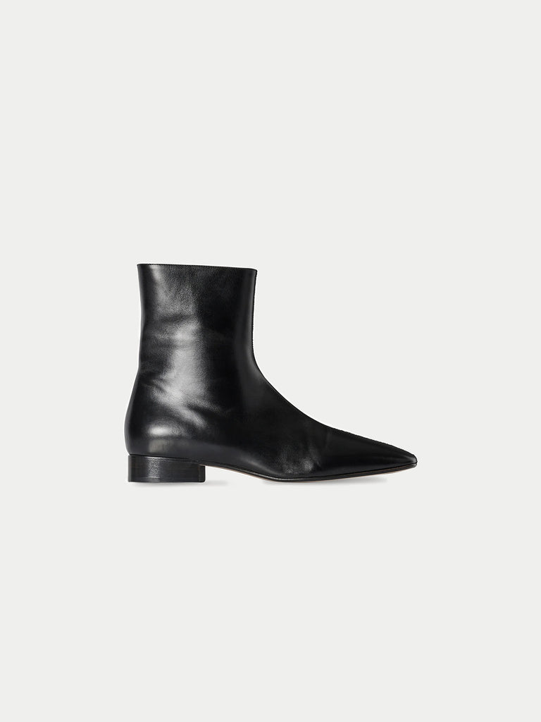 The Row Cindy Boot in black
