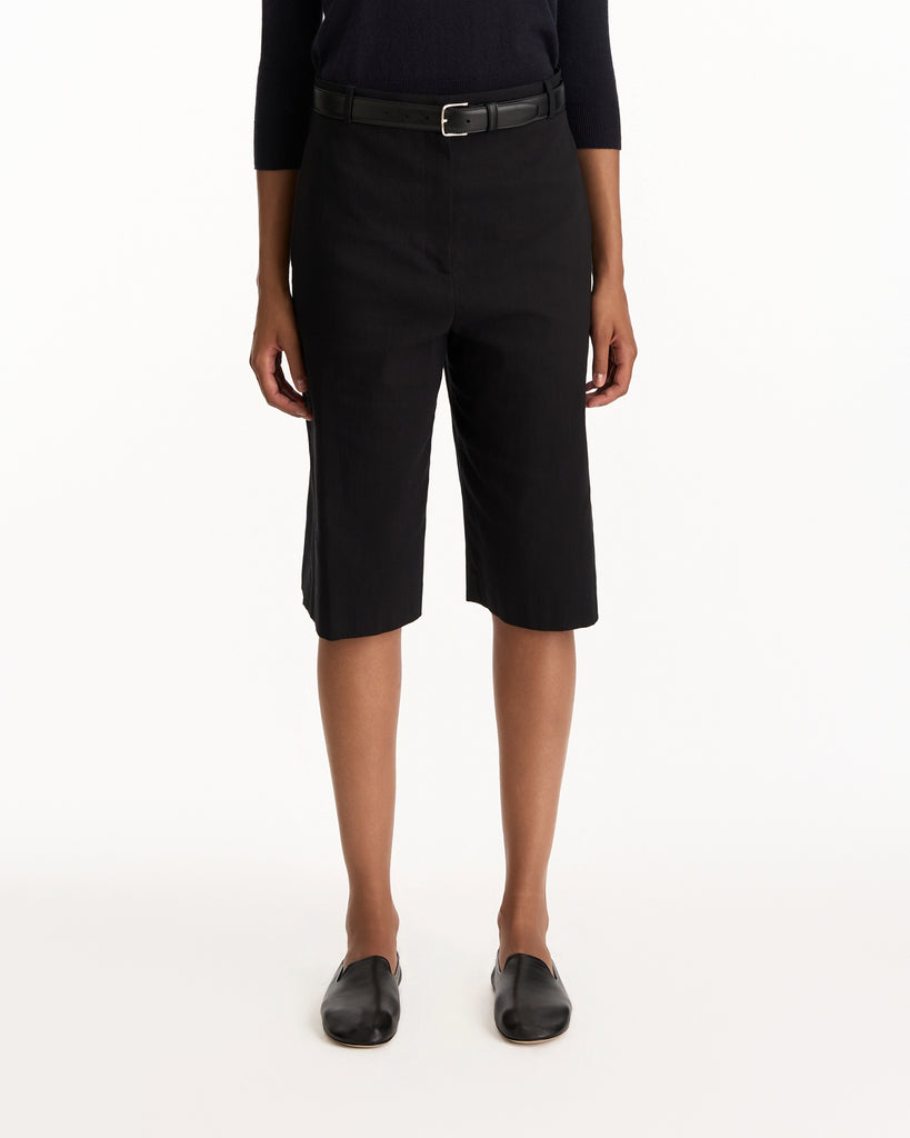 The Row Falk Short in black