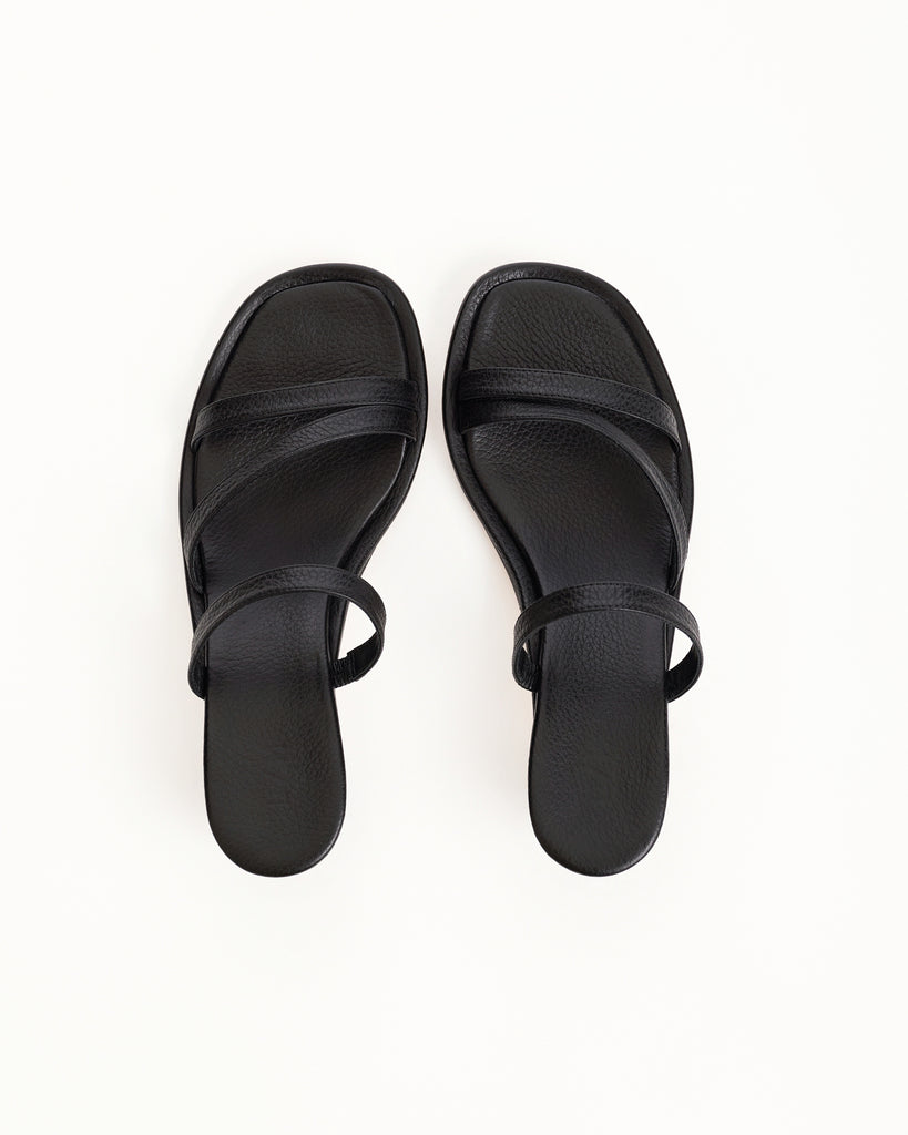 Lauren Manoogian Line Heel
