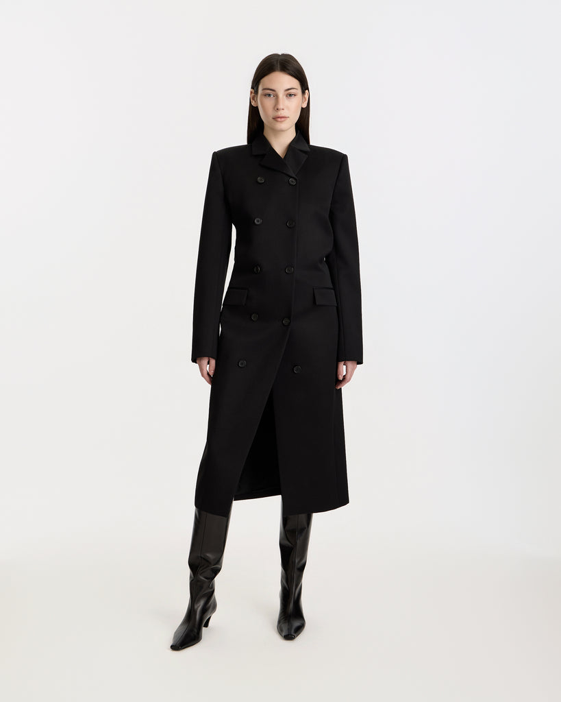 Khaite Rolon Coat in black