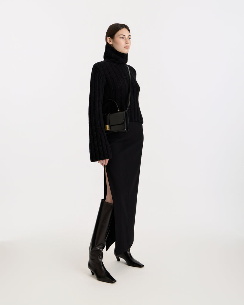 Khaite Kelly Sweater in black 
