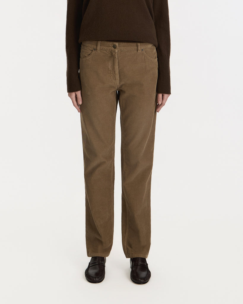 The Row Dinni Pant in brown linen