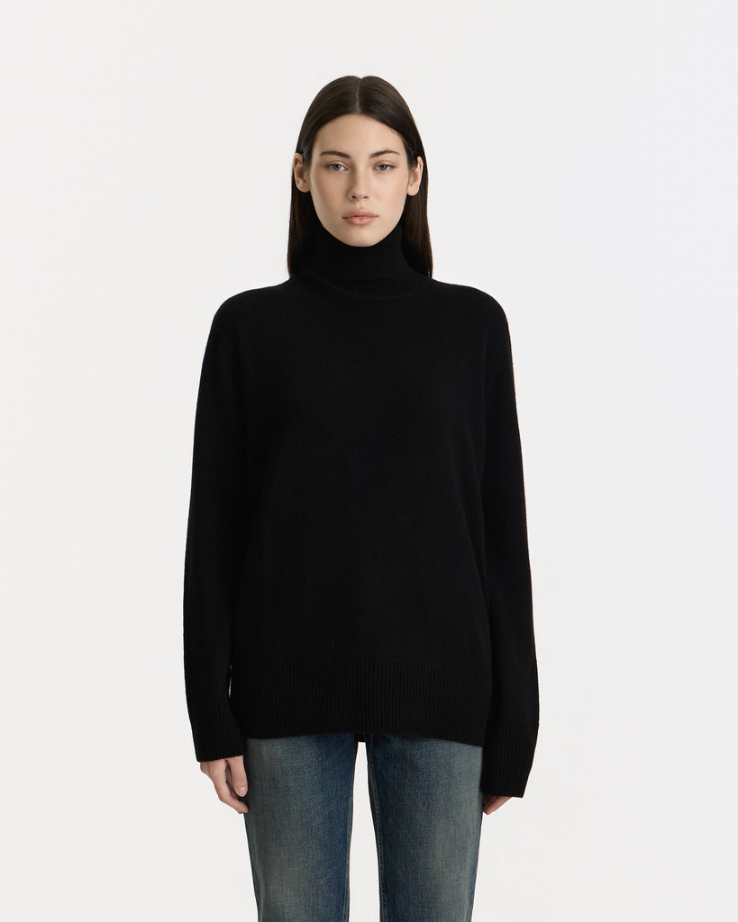 The Row Stepny Top in black