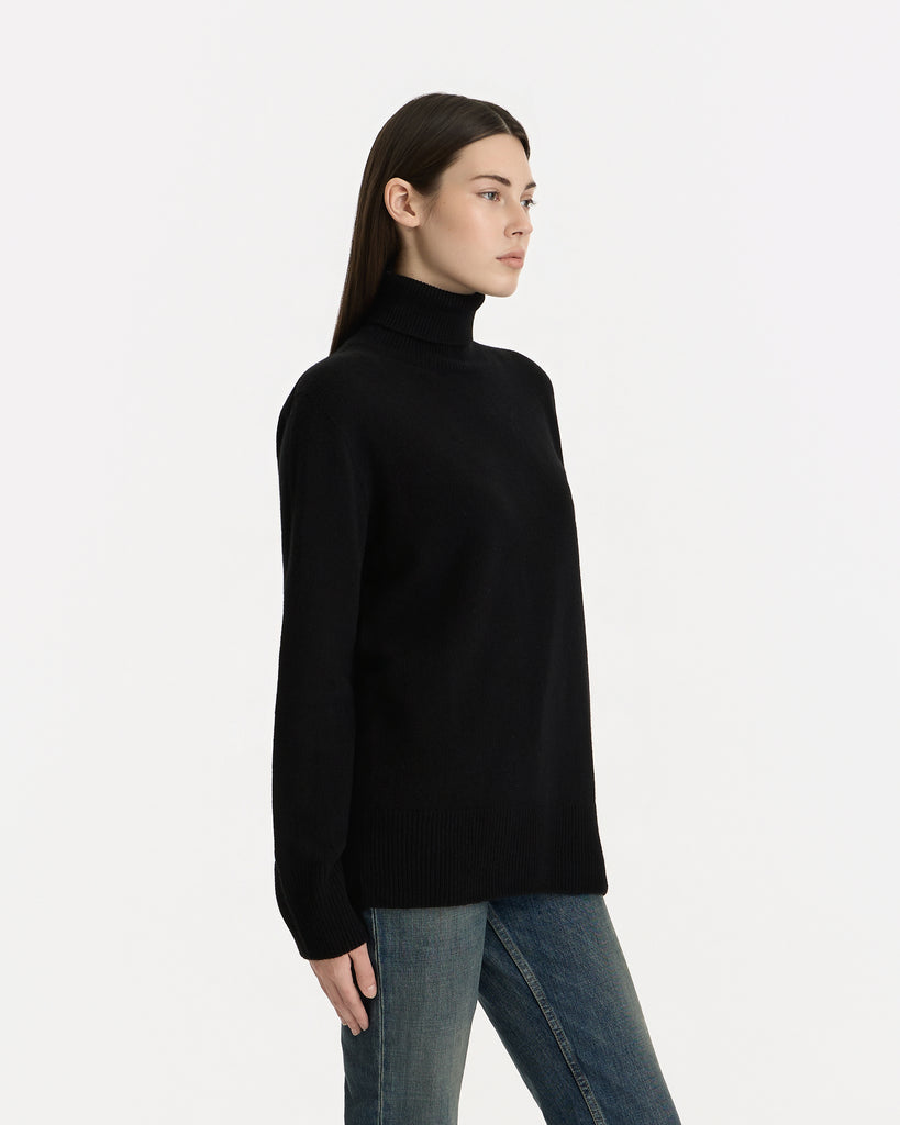The Row Stepny Top in black