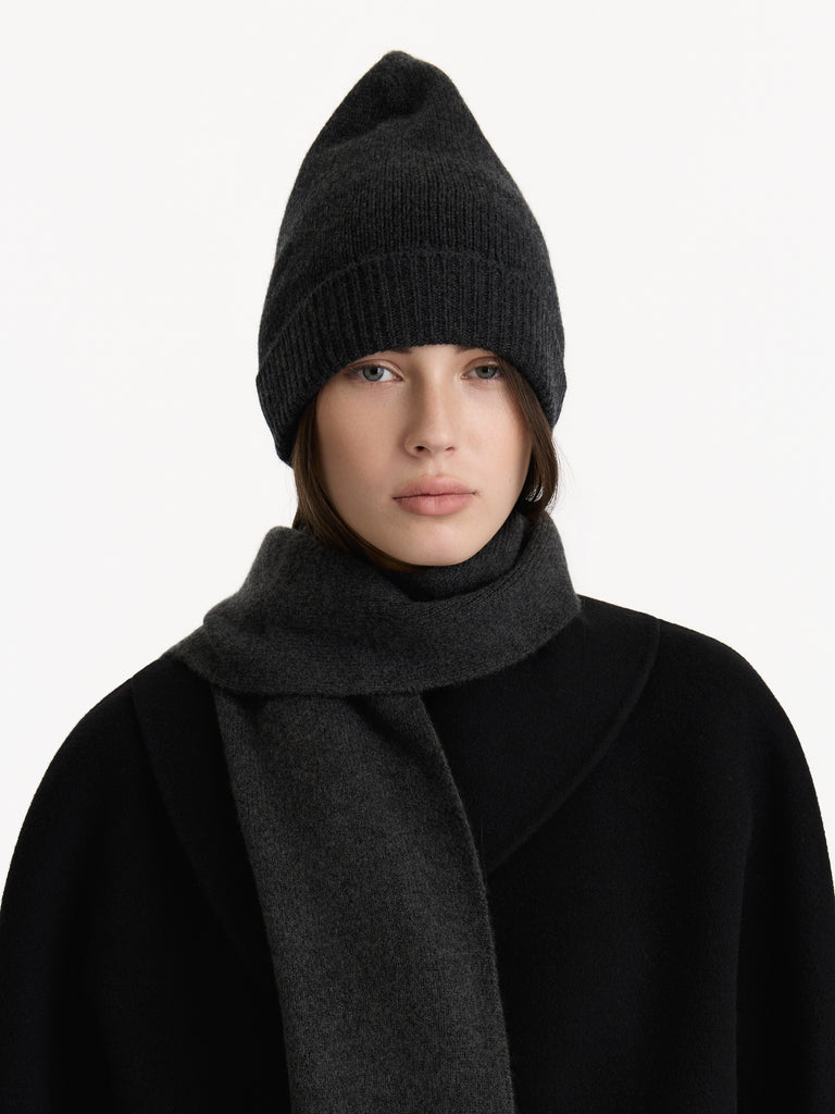 The Row Quaric Hat in charcoal melange
