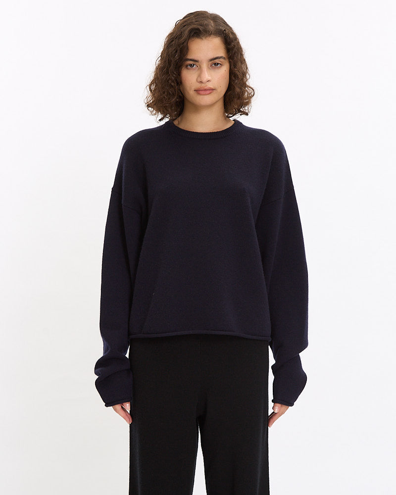 Extreme Cashmere N°246 Comfy Sweater in navy