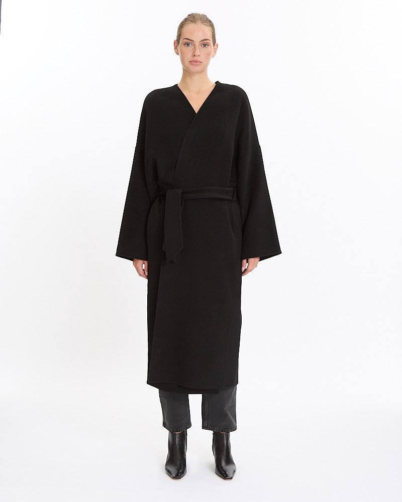 La Collection Tuba Coat in black 