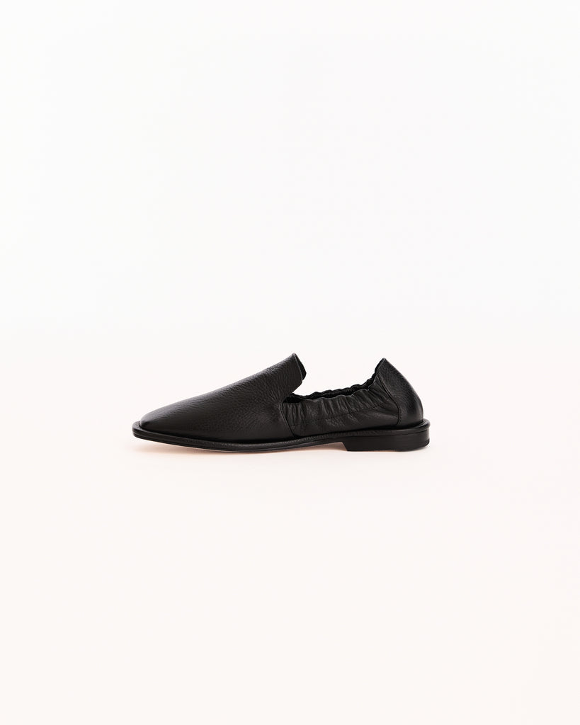Lauren Manoogian Soft Banded Loafer in black