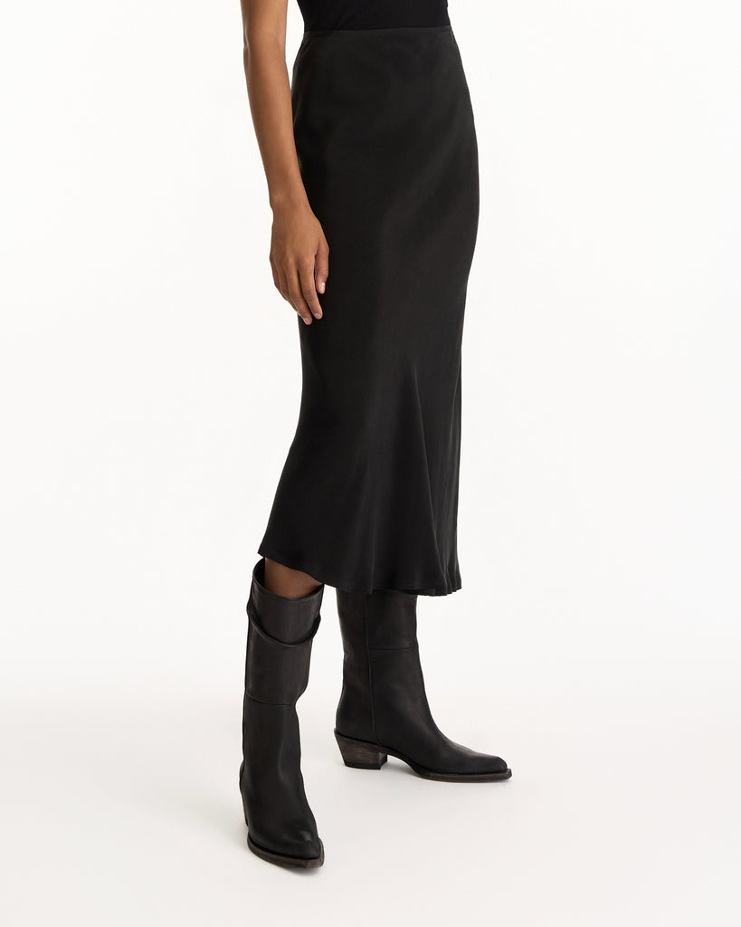 Maison Margiela Midi Skirt in black