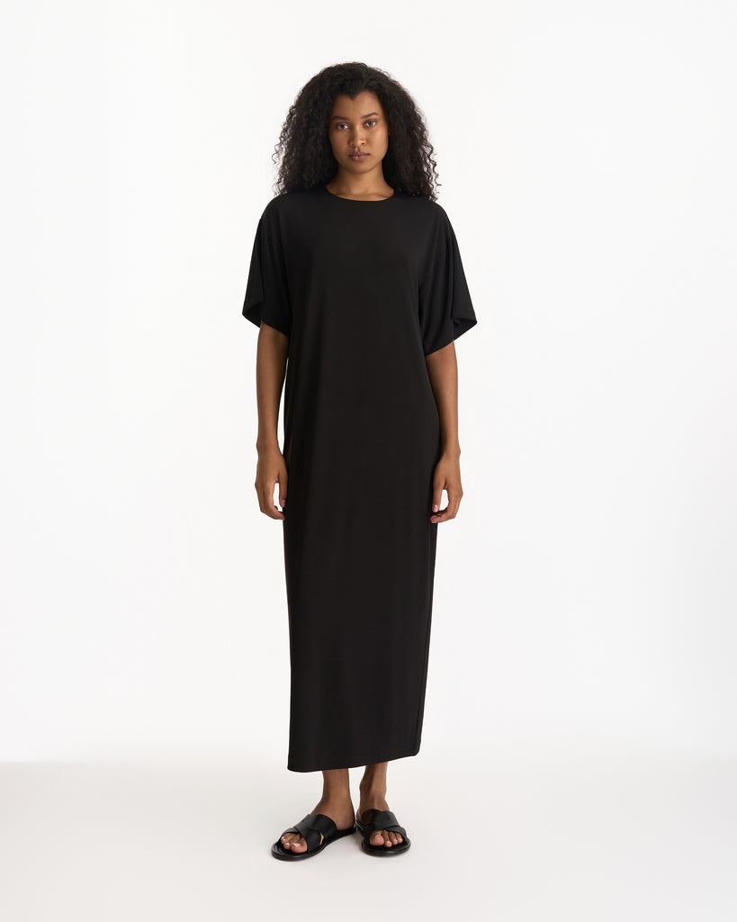One Nineteen T-Shirt Dress in black
