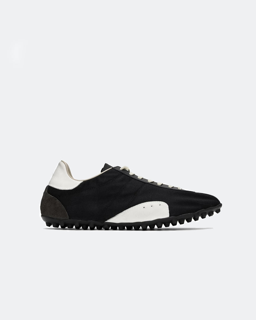 Black Sprinters Sneaker