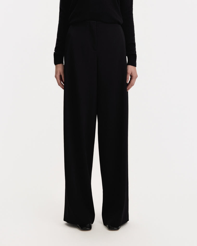 The Row Farah Pant in black