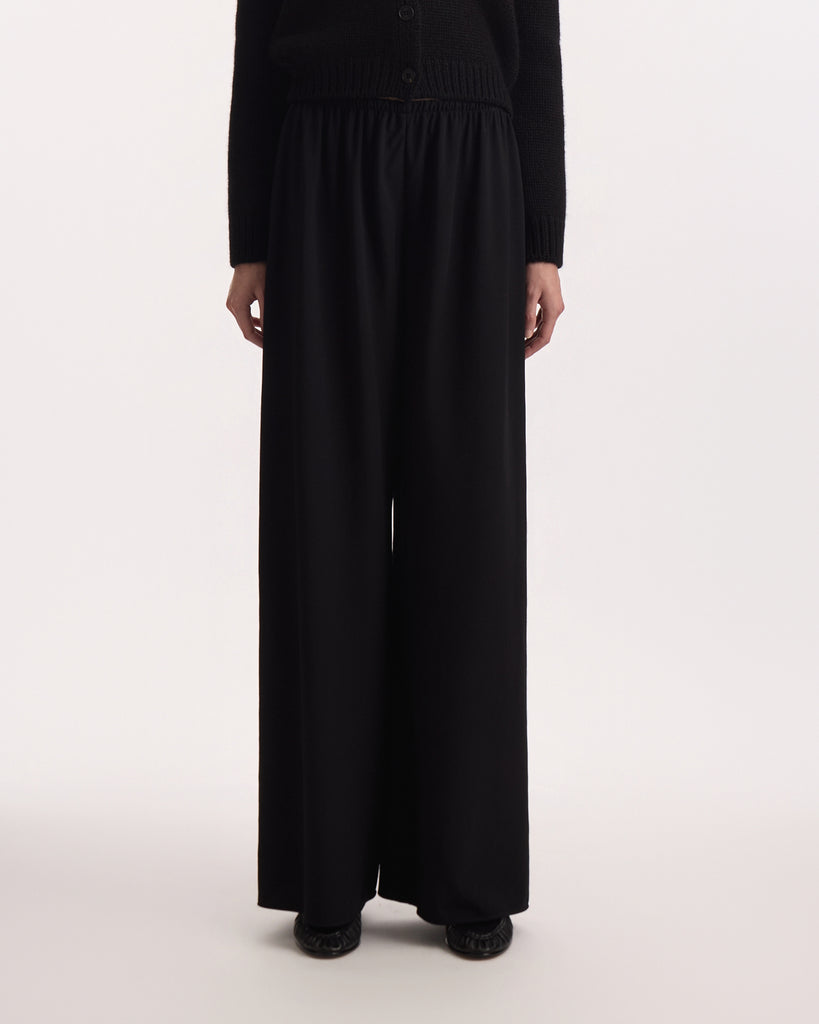 The Row Gala Pant in black